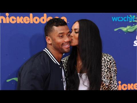 VIDEO : Russell Wilson Brought Ciara Out to Dance With Him at the Kids' Choice Sports Awards
