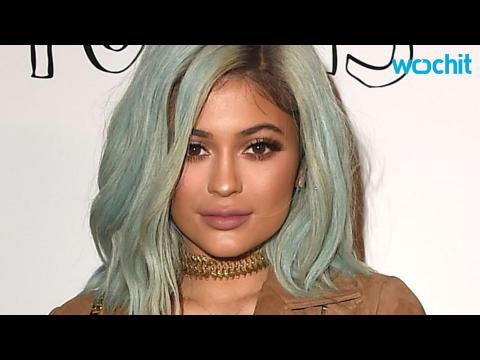 VIDEO : Kylie Jenner Gets a Bunny and Names It Bruce