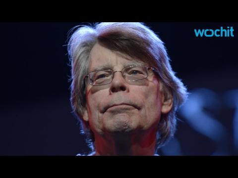 VIDEO : Stephen King Writes Slogan for Donald Trump's Presidential Campaign