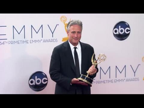 VIDEO : Jon Stewart Gets Celebrity Support Upon Daily Show Departure