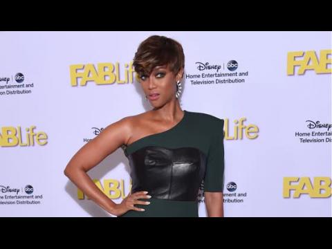 VIDEO : Tyra Banks et beaucoup d'autres stars  la tourne de presse TCA