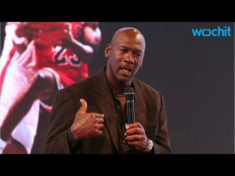 VIDEO : Michael Jordan Fossilized After Teen Hits Him With the ?WHAT ARE THOOOOOOOSE??