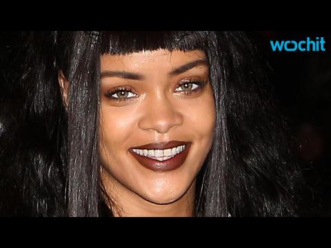 VIDEO : Rihanna Sparks Dating Rumors While Partying at Barbados Carnival