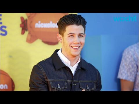 VIDEO : Nick Jonas Sets the Record Straight on Kendall Jenner