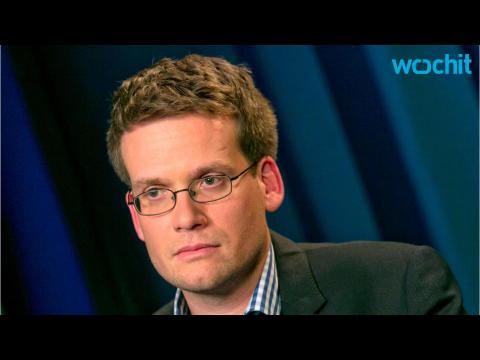 VIDEO : John Green Promotes 24-Year-Old 'Virtual Assistant' to Production Partner