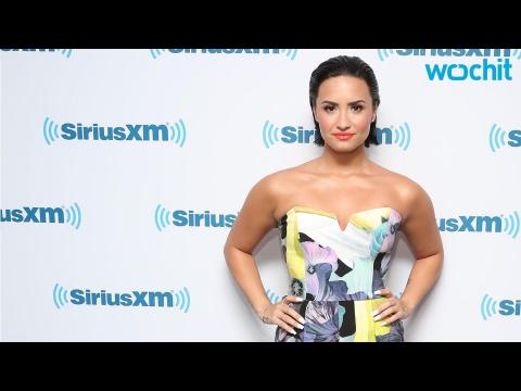 VIDEO : Demi Lovato Shares New Puppy After Tragic Lost of Pet Dog Buddy