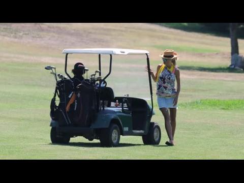 VIDEO : Heidi Klum & Vito Schnabel Play A Round of Golf in Italy