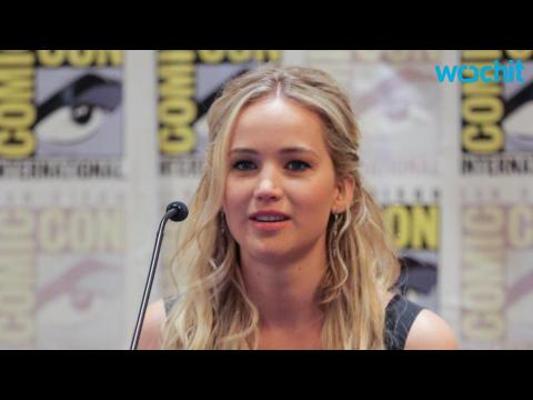 VIDEO : Jennifer Lawrence and Amy Schumer Writing Screenplay