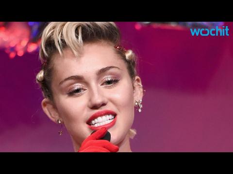 VIDEO : Miley Cyrus Slams Nicki Minaj Over VMAs Snub Reaction