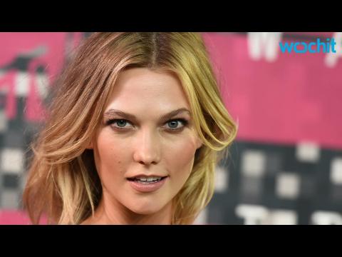 VIDEO : Karlie Kloss Wows On First Day of School