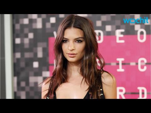 VIDEO : Emily Ratajkowski Calls 'Blurred Lines' Video 'The Bane of My Existence'