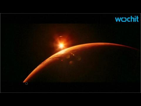 VIDEO : The Martian: Matt Damon Must Survive on Mars