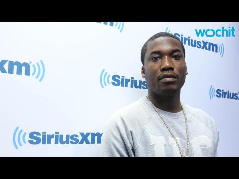 VIDEO : Meek Mill Disses Rappers Not Writing Their Own Rhymes