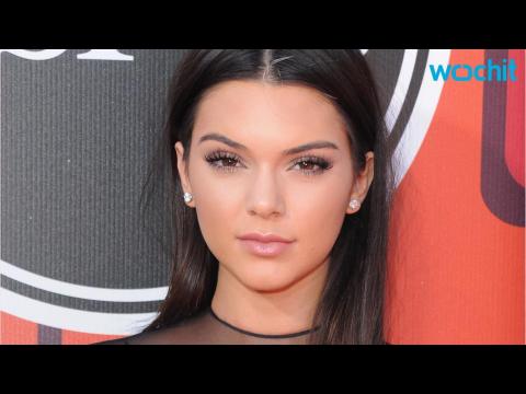 VIDEO : Kendall Jenner Can't Keep a Straight Face in New Este Lauder Video...
