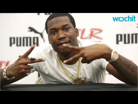 VIDEO : Meek Mill's Response To Drake Isn't Quite What We Expected