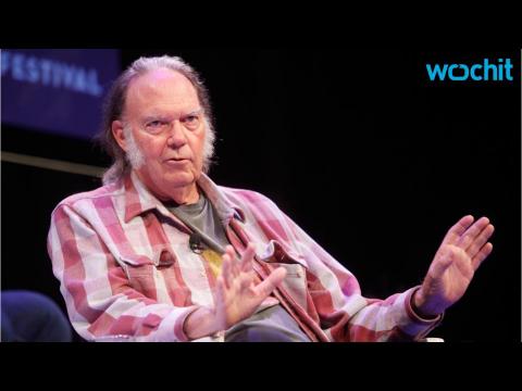 VIDEO : Neil Young Releases Monsanto-Themed Mini-Documentary 'Seeding Fear'