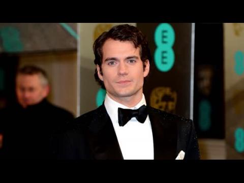 VIDEO : The Man From UNCLE's Henry Cavill is Our Man Crush Monday
