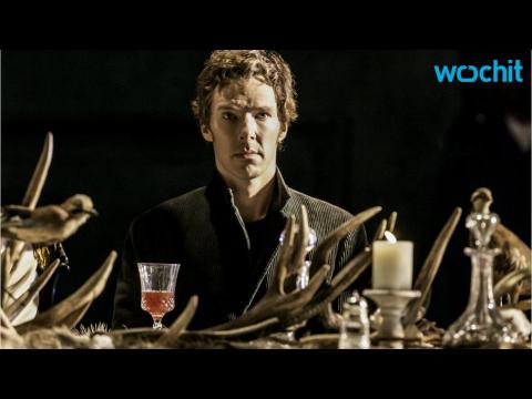 VIDEO : Benedict Cumberbatch Begs Fans To Stop Recording ?Hamlet?
