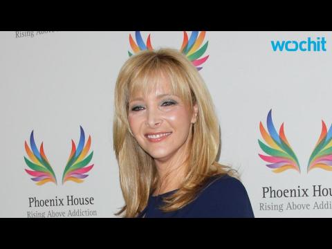 VIDEO : Lisa Kudrow's 'Web Therapy' Canceled at Showtime