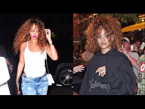 VIDEO : Rihanna Rocks Two Cool City Looks