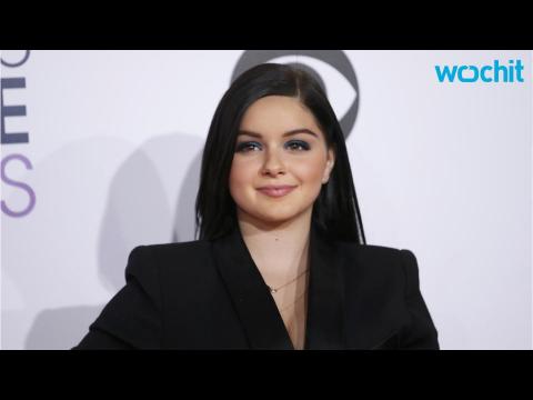 VIDEO : Ariel Winter Calls Breast Reduction Surgery 'Such a Relief'