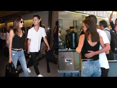 VIDEO : Miranda Kerr and Snapchat Billionaire Evan Spiegel Jet Out of LAX