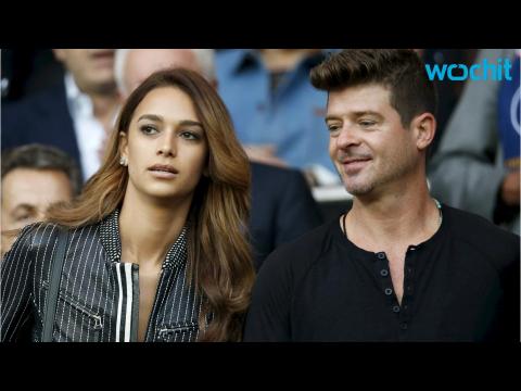 VIDEO : Robin Thicke's Dad Approves of His Much Younger Model Girlfriend