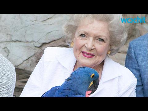 VIDEO : Betty White is Furious About the Killing of Cecil the Lion