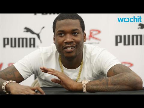 VIDEO : Meek Mill Fires Back at Drake With 'Wanna Know'