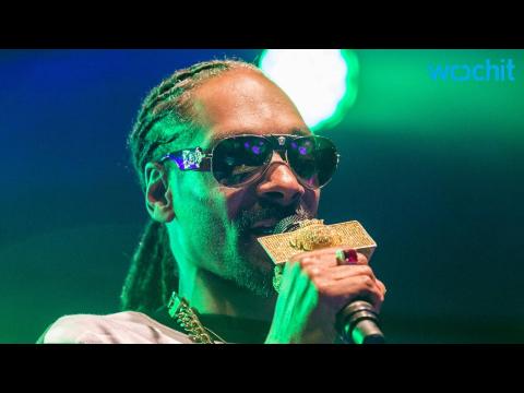 VIDEO : Rapper Snoop Dogg Stopped In Italy Airport With $422,000 In Cash