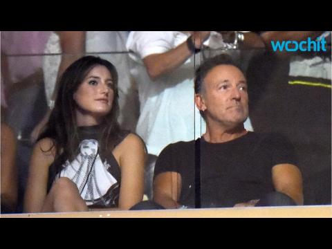 VIDEO : Bruce Springsteen Rocks Out With U2 on Final Night of N.Y. Residency