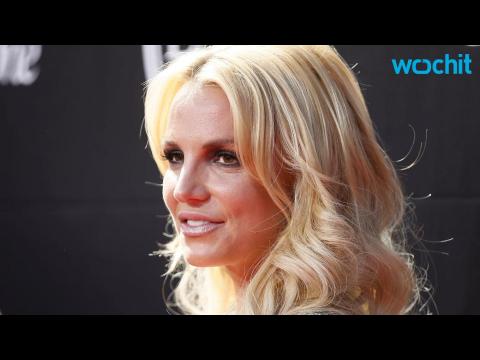 VIDEO : Britney Spears Reaches Out to Teen Stroke Survivor