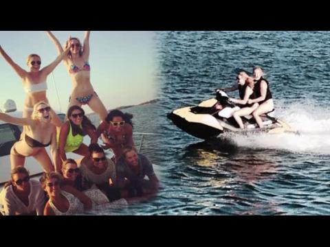 VIDEO : Jennifer Lawrence en bikini, en vacances avec Amy Schumer