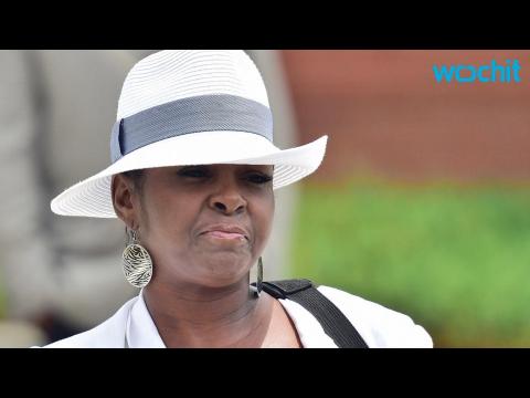 VIDEO : Bobby Brown's Sister Vows Family Feud Is Just Beginning