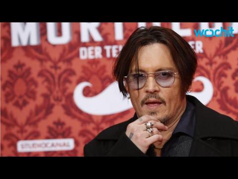 VIDEO : Johnny Depp Makes Surprise Appearance at Disney?s D23 Expo