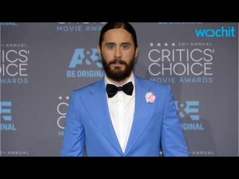 VIDEO : Jared Leto Has a Run-In With Paparazzi in Los Angeles!