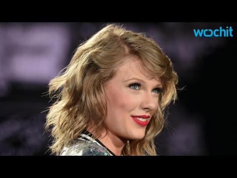 VIDEO : Taylor Swift Dedicates a Song to Her Godson, Jaime King's Son, During Her Concert