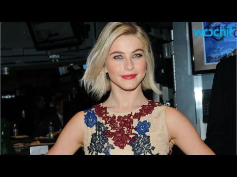 VIDEO : Julianne Hough Engaged to Brooks Laich