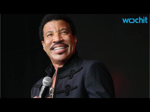 VIDEO : Lionel Richie Named 2016 MusiCares Person of the Year