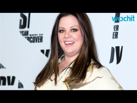 VIDEO : Melissa McCarthy Says Calling Clothing ''Plus-Size'' May Make Women Feel Like They're ''Not