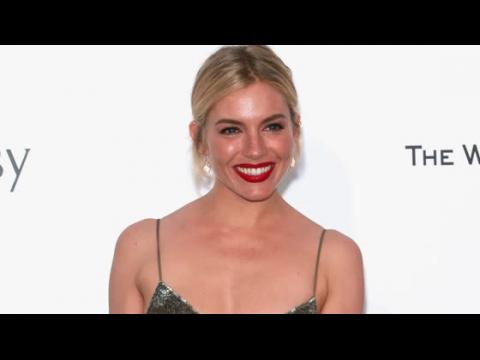 VIDEO : Sienna Miller is Perfect for Woman Crush Wednesday