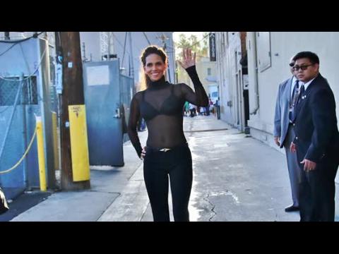 VIDEO : Halle Berry Bares Cleavage At Jimmy Kimmel Live!