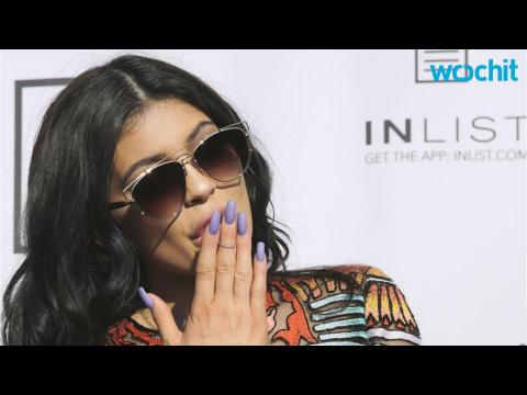 VIDEO : Kylie Jenner Was Paid HOW Much For B'day Bash!?