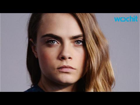VIDEO : TV Anchors Tell Off Cara Delevingne in Awkward Interview