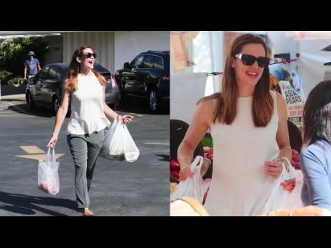 VIDEO : Jennifer Garner Smiles Through Her Split At The Famers Market