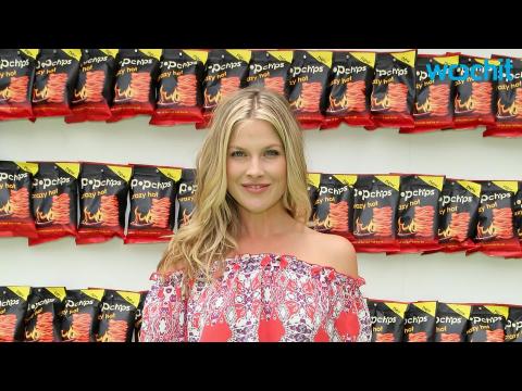 VIDEO : Ali Larter Dyes Her Hair Ahead of New Movie