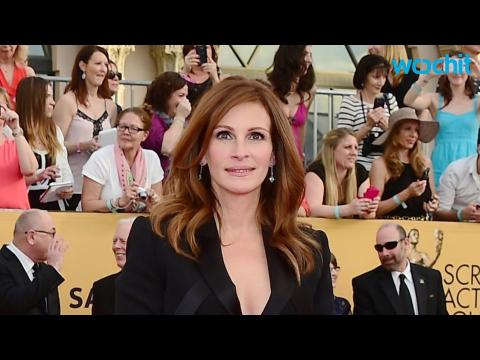 VIDEO : Julia Roberts and Her Family Make a Rare Appearance in Malibu