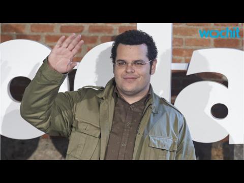 VIDEO : Josh Gad to Play Late Film Critic Roger Ebert