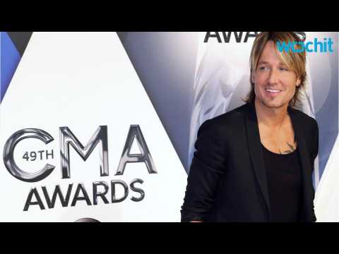 VIDEO : Keith Urban Reveals His Dad Is in Hospice Care