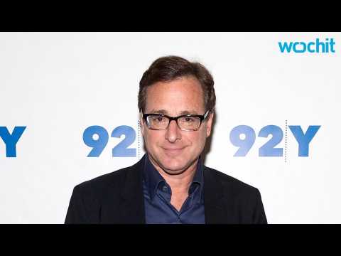 VIDEO : Macaulay Culkin Poses for Selfie With Bob Saget!